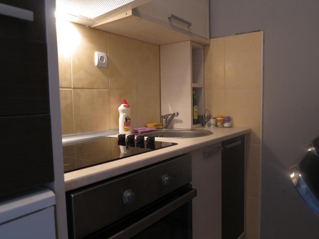 Traveler'S Hostel & Apartments Βελιγράδι Δωμάτιο φωτογραφία