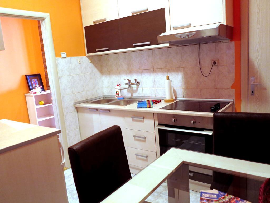 Traveler'S Hostel & Apartments Βελιγράδι Δωμάτιο φωτογραφία