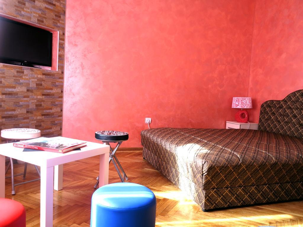 Traveler'S Hostel & Apartments Βελιγράδι Δωμάτιο φωτογραφία